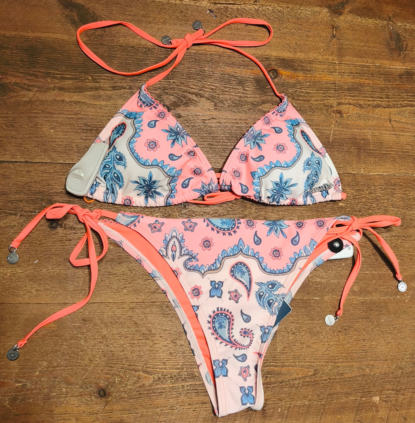 W3010397A + W3010404A